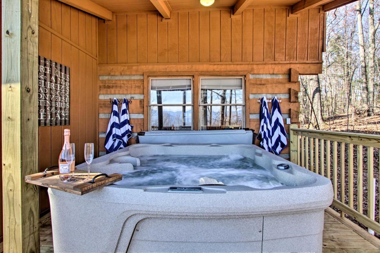 Panoramic-View Gatlinburg Cabin With Private Hot Tub Exterior photo