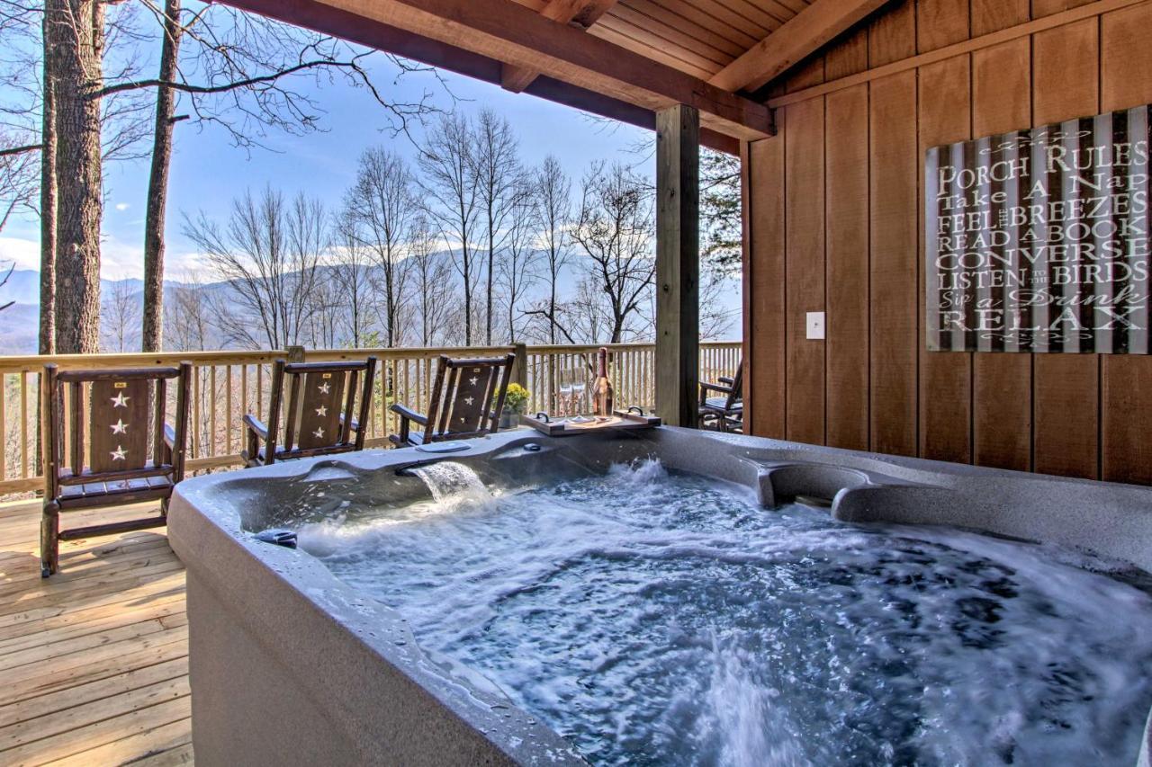 Panoramic-View Gatlinburg Cabin With Private Hot Tub Exterior photo